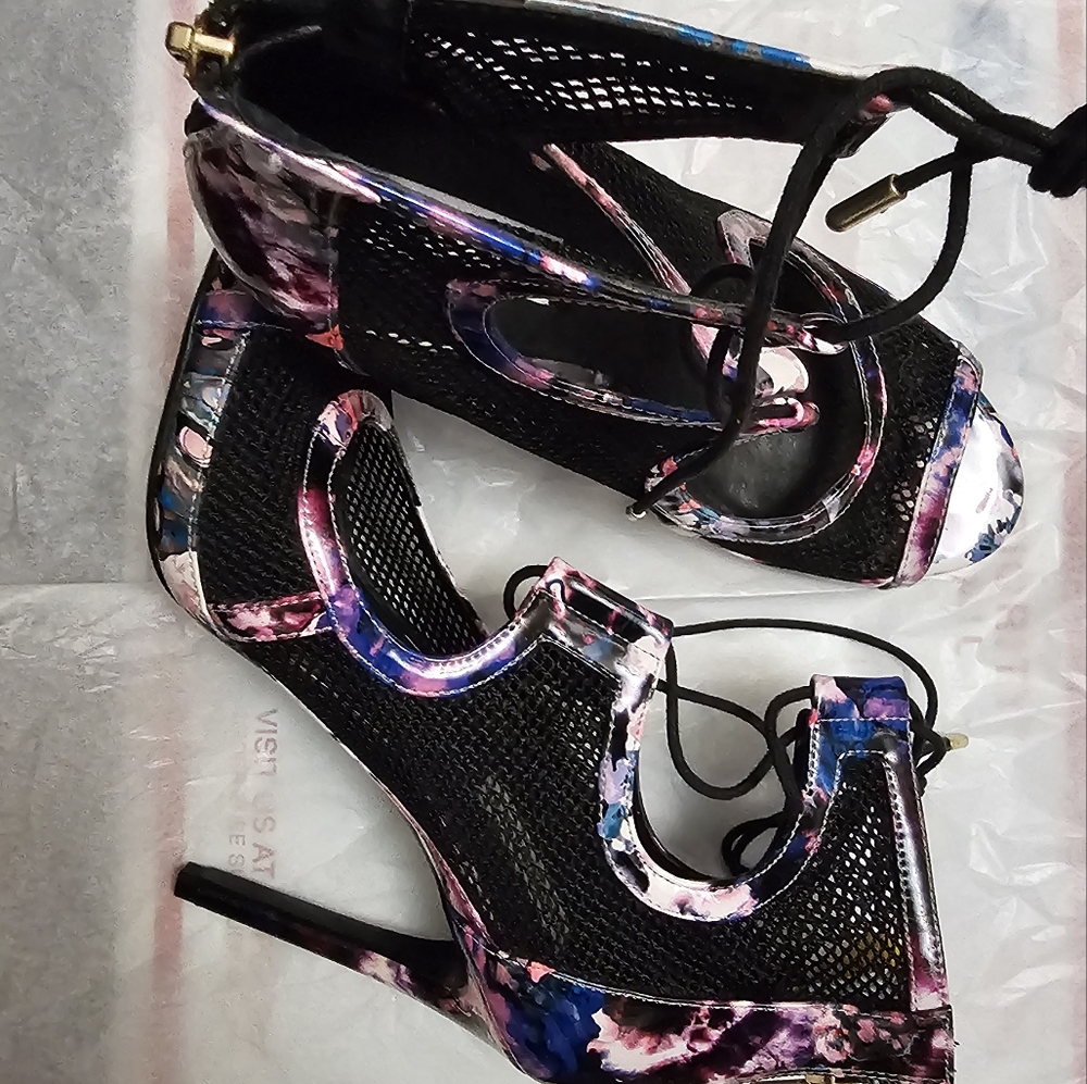 Steve Madden Mesh Cage Zip up Heels Multicolor Tie Dye Purple Pink 7M Preloved